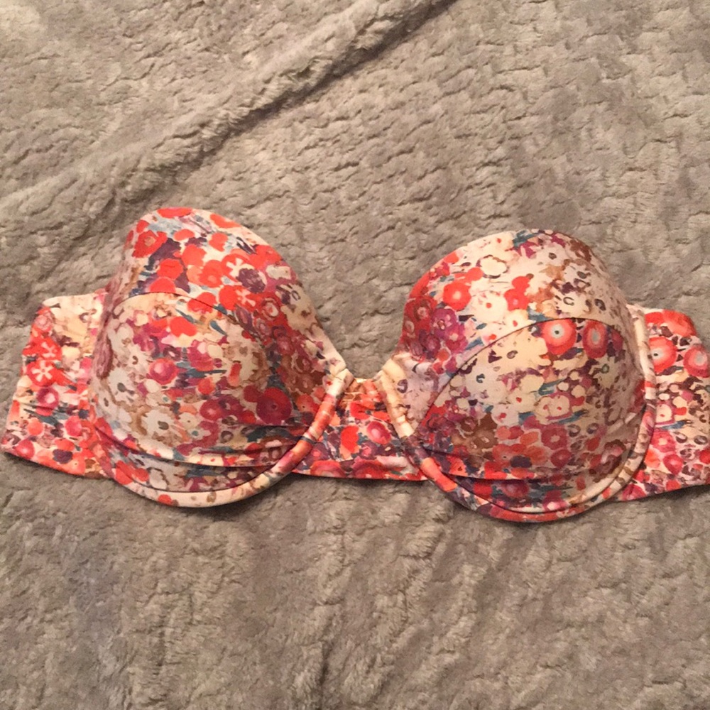 L*space Bathing suit top